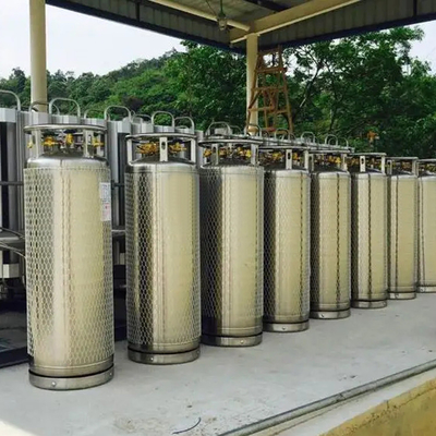 Mobiele Cryogene de Zuurstoftanks van de Dewarvatcilinder 2.6mpa 450l